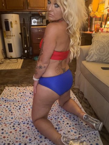 Southwest Virginia VA Female Escort — Classy Sass & Intimacy - 1