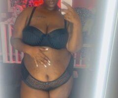 Kansas City Incall Adult Fun & Couple Party Experience - Image 3