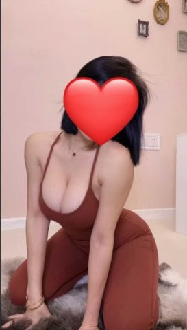 Sweet, discreet VIP services in Stockton — body-to-body massage & oral - 1