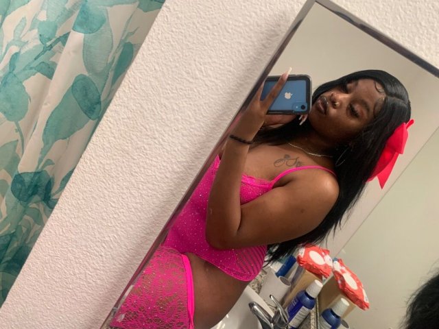 Sacramento CA Throat Goat & Wet Pussy Services (Incalls/Outcalls, Text Booking) - 1