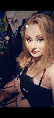 N.PHX Hotel Curvy Blonde Bombshell — Goddess Lola (29) - 1