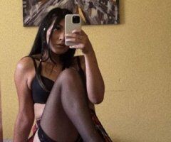 Seattle Incall — Ezabella Amoree, Latina Escort (Incall + O/C) - Image 4