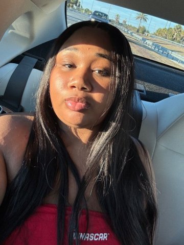 Orlando Female Escort — 25ft show special, FaceTime + outcalls w/ Uber - 1
