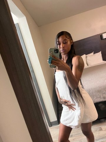 Incall & Carplay Specials Today — Wet tight creampie fun size - 1
