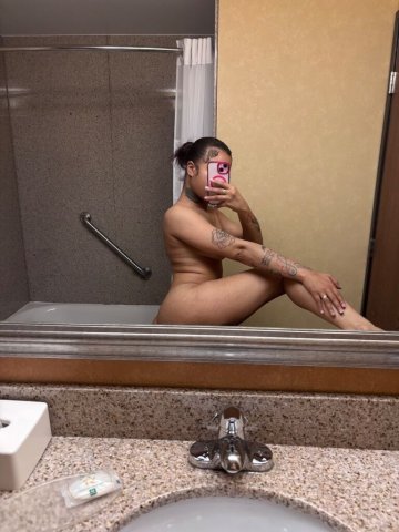 Buffalo Female Escort — 100% discreet Facetime shows - 1