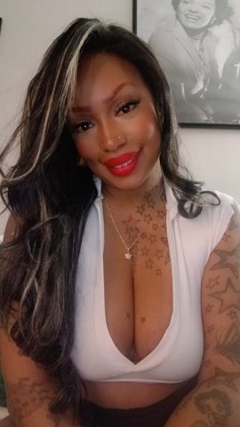 Ebony MILF Outcall Companion (WhatsApp preferred) - 1