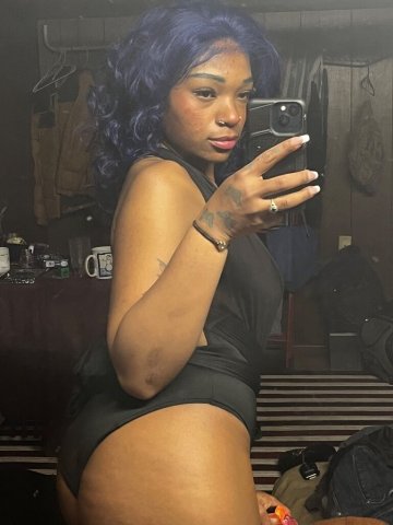 St. Louis, MO Female Escort — No-small-talk sessions (24) - 1