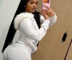 St. Louis Female Escort — quick visit, in-calls & cardates - Image 3