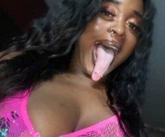 Houston Female Escort — live FaceTime porn watch + body/feet massage - Image 4