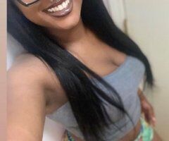 Houston Female Escort — live FaceTime porn watch + body/feet massage - Image 6