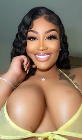 Cincinnati, OH Female Escort — Multiple Specialties, Limited Availability - 1