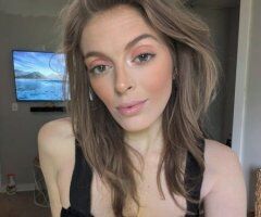 Wilmington, NC Female Escort — Discreet Photo/Video & Custom Content - Image 4
