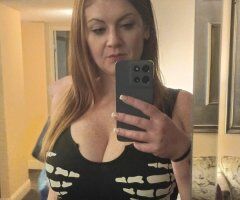 Las Vegas escorts - Las Vegas Female Escort — natural redhead, big-titty incall quickie