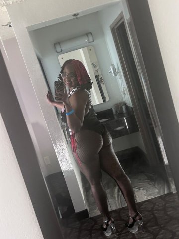 Norfolk Escort — Outcalls, Car Dates & Massage Available - 1