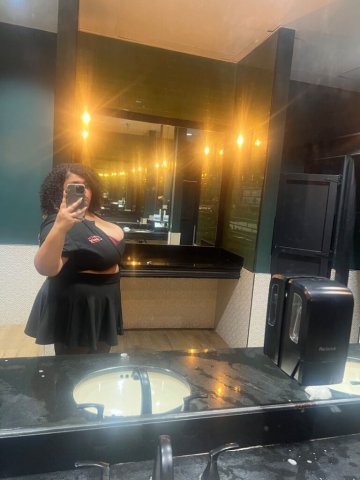 Orlando FL Incalls & Outcalls — Lightskin BBW for Upscaled Men Only - 1