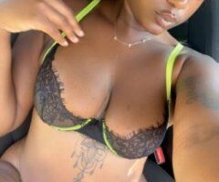 Essence (23) — Discreet Female Escort in Joplin, Missouri - Image 2