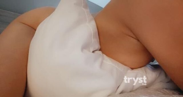 Chicago Female Escort — Outcalls Only (26) - 1