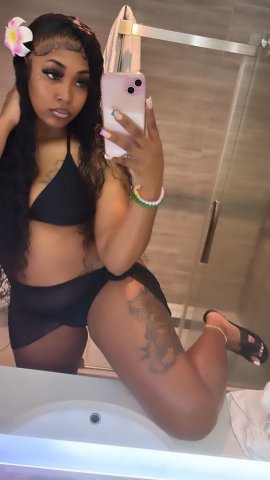 Sacramento Slim-Thick Face Escort (25) — FaceTime & Google Duo verification - 1