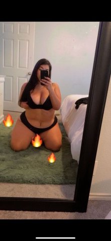 San Antonio Thick Latina Wet & Ready (30) - 1