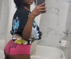 Longview, TX Discreet Cardate & Outcall Female Escort - Image 3