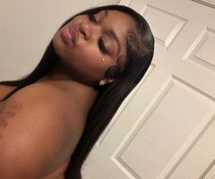 Young ebony escort with big lips, freshly waxed and clean - Image 6