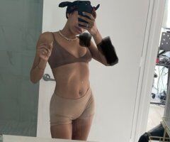 West Palm Beach escorts - West Palm Beach Outcall Female Escort — massage, toys & strap-on