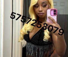 Roswell / Carlsbad escorts - Petite Pretty Female Escort — Roswell/Carlsbad NM