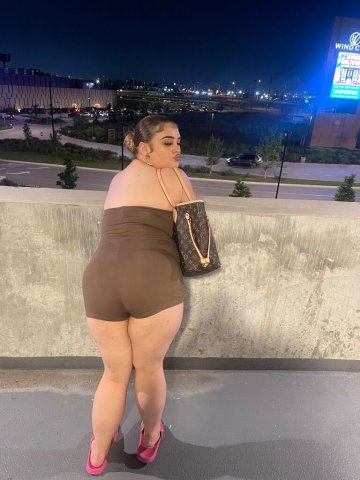 Cinnamon Dior — 21 Blue-Eyed Exotic Companion, Nuru Glide + Deep Tissue (Incall/Outcall) - 1