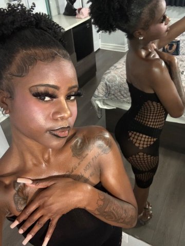 Scarlet (22) — Drama-Free Fun-Sized Beauty in Brooklyn, NY - 1