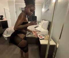 Scarlet (22) — Drama-Free Fun-Sized Beauty in Brooklyn, NY - Image 3