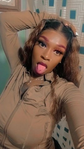 Milwaukee WI Adult Play Private Sessions — Thick Female Play - 1