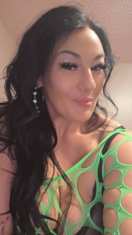Juicy MILF in Fairbanks — Outcall/Incall (40) - 1