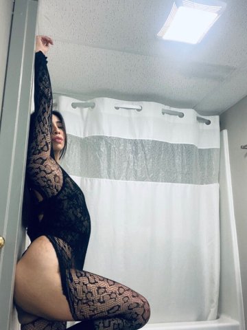 Dahlia 26 — Latina Colombian Female Escort (Incalls, Cash) - 1