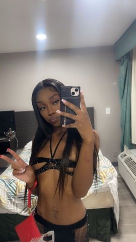 Philadelphia Mature Female Escort — Live Video & Content Shows - 1