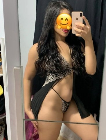 Pittsburgh Latina Escort — Late-night chats & stolen kisses - 1