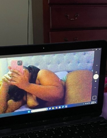 Outcalls Only — Thick/Curvy Female Escort (OKC) for Session Length Requests - 1