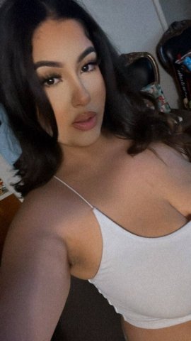 Meli — Latina/Persian Queen Companionship in Missoula - 1