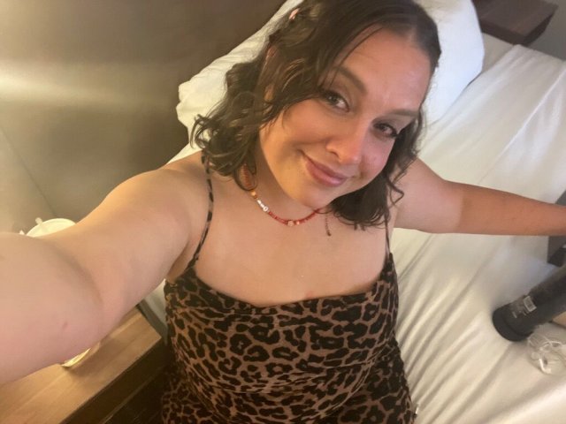 Western Kentucky Female Escort — Outcall - 1