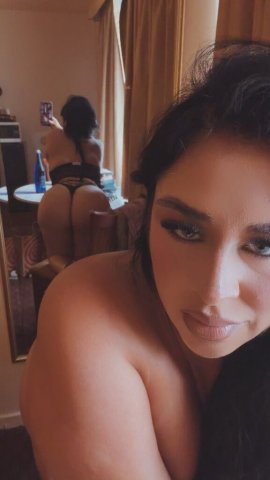 Latina chichona nalgona escort en San Mateo — BBJ, anal - 1