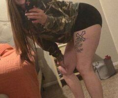 Lubbock TX Petite Curvy Female Escort - Image 7