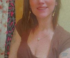 Oregon Coast escorts - Female Escort — Oregon Coast, Oregon