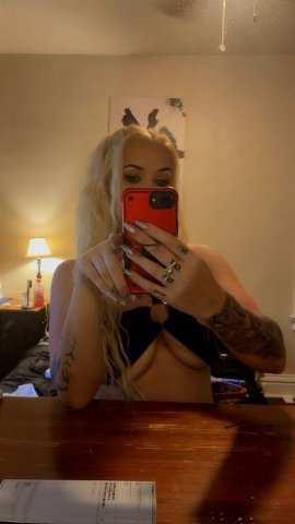 St. Louis Young Blonde Female Escort — Incalls & Outcalls (Protected) - 1