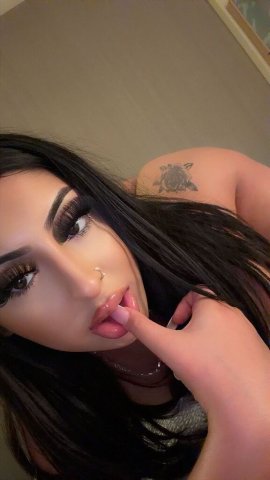 Inland Empire Latina Escort — slim, toned & dark hair, calm massage style - 1