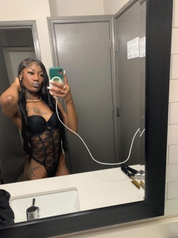 Nashville TN Upscale Young Escort — Incalls at Oceanwater Park - 1