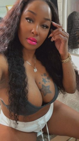 Concord Escort Nyaiomi  (5'4, 165 lbs, 38DD) - 1