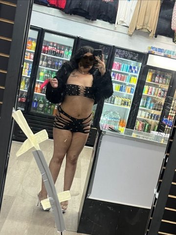 Verified Latina Female Escort in San Fernando Valley — Cardates & Outcalls - 1