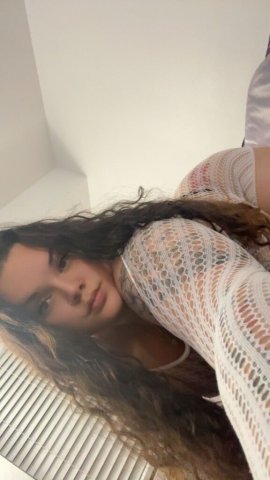 Tacoma Ms. Jaeda — Pretty Curvy Snow Bunny Escort - 1