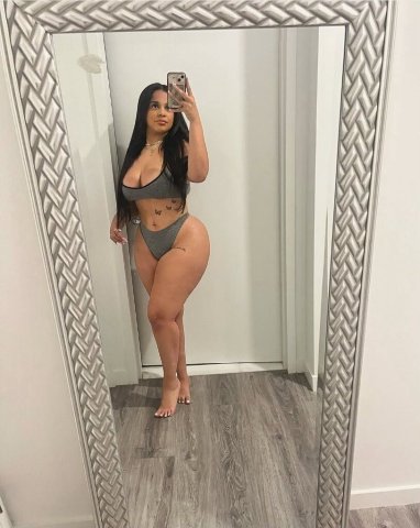 Chica latina en Westchester: BBJ y sesión en 15, 30 o 60 minutos - 1
