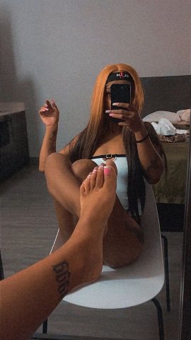 Birmingham Discreet & Naughty Escort — No Rush - 1