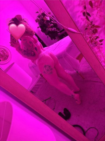Kinky Kaleigh — Erotic wellness bodywork near Downtown Pittsburgh - 1